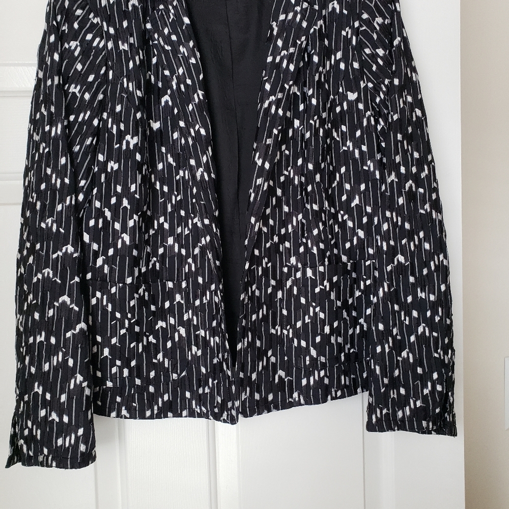 Black & white blazer